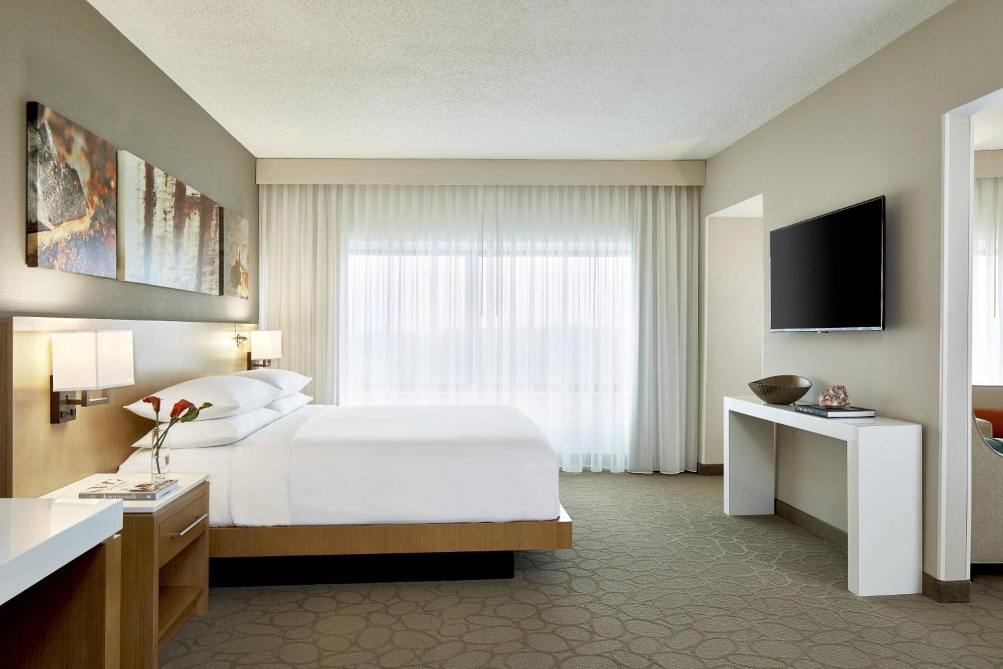 Renaissance Chicago Glenview Suites Hotel Экстерьер фото