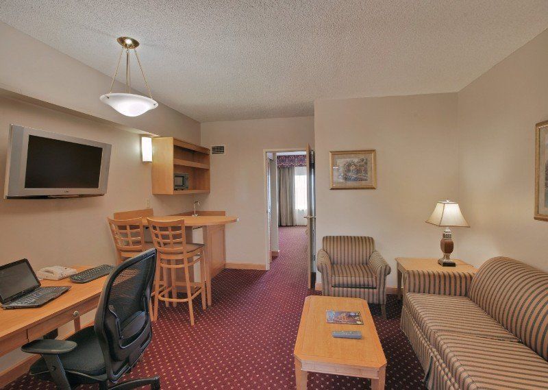 Renaissance Chicago Glenview Suites Hotel Экстерьер фото