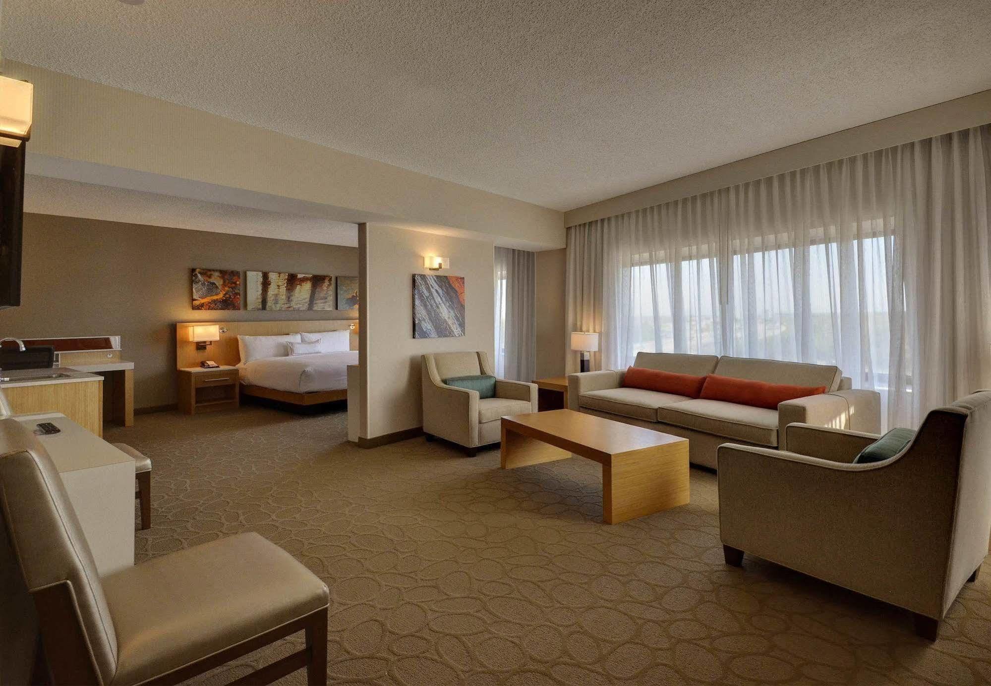 Renaissance Chicago Glenview Suites Hotel Экстерьер фото